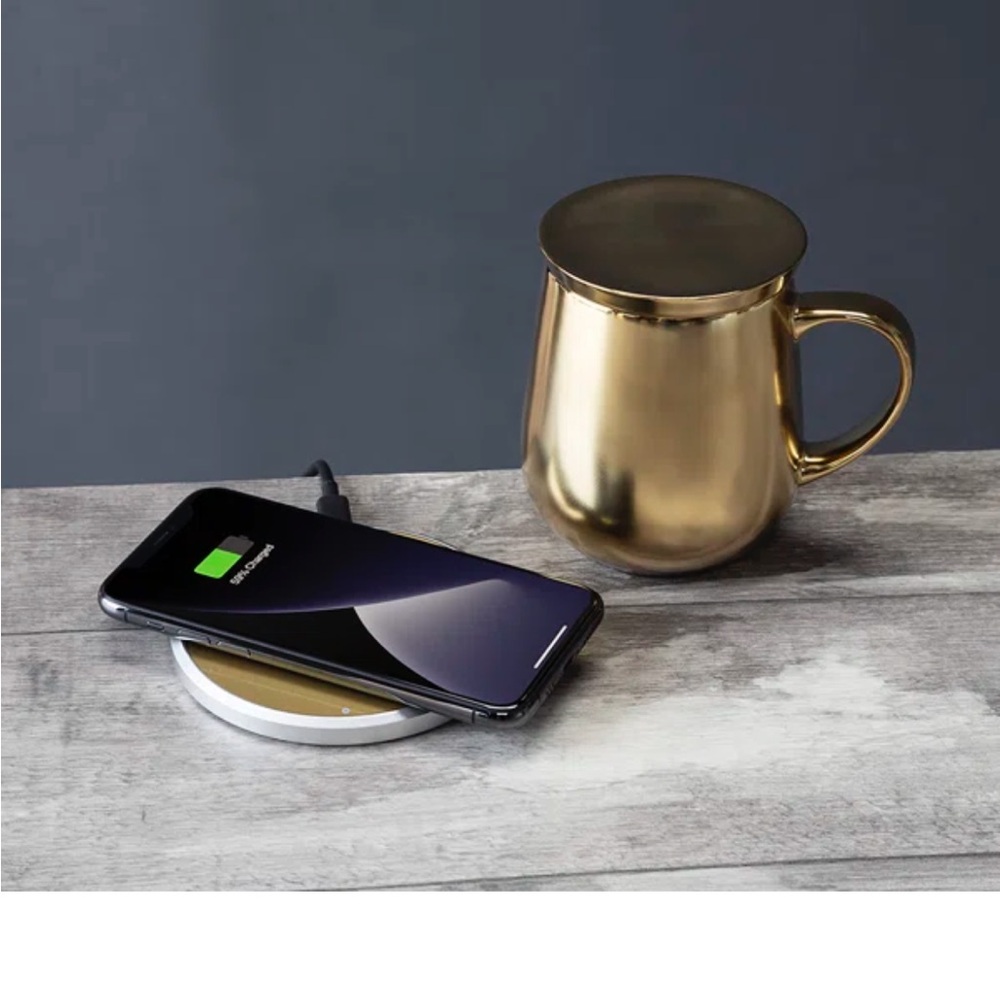 Self heating shiny Gold Mug and Wireless base & charging set